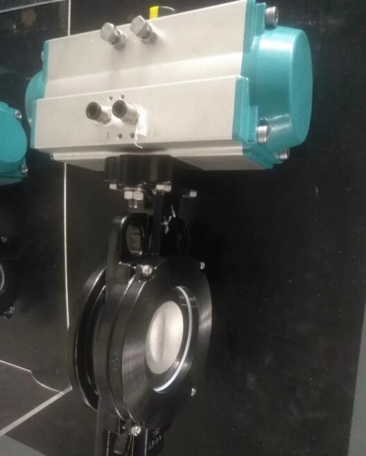 氣動對夾雙偏心蝶閥